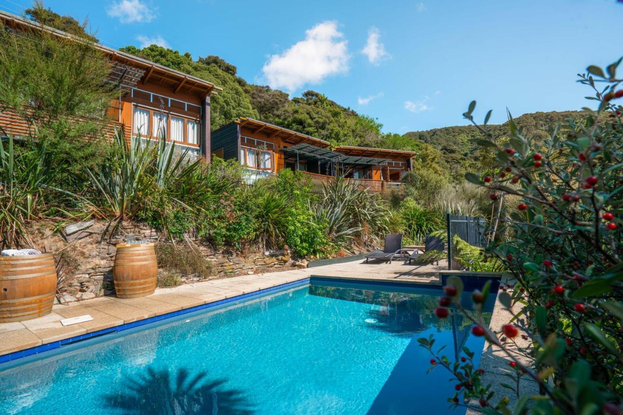 Bay Of Many Coves Hotel Arthur's Bay Eksteriør billede