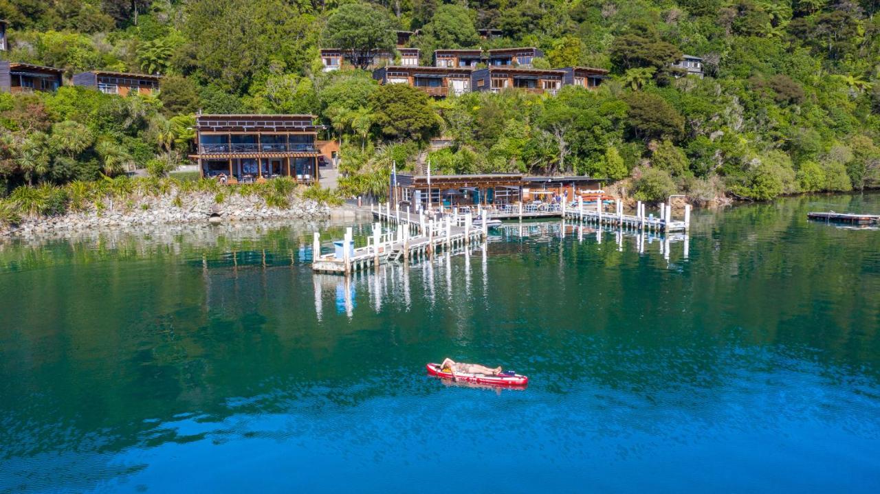 Bay Of Many Coves Hotel Arthur's Bay Eksteriør billede