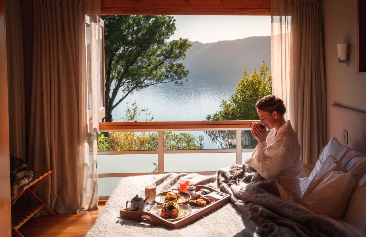 Bay Of Many Coves Hotel Arthur's Bay Eksteriør billede
