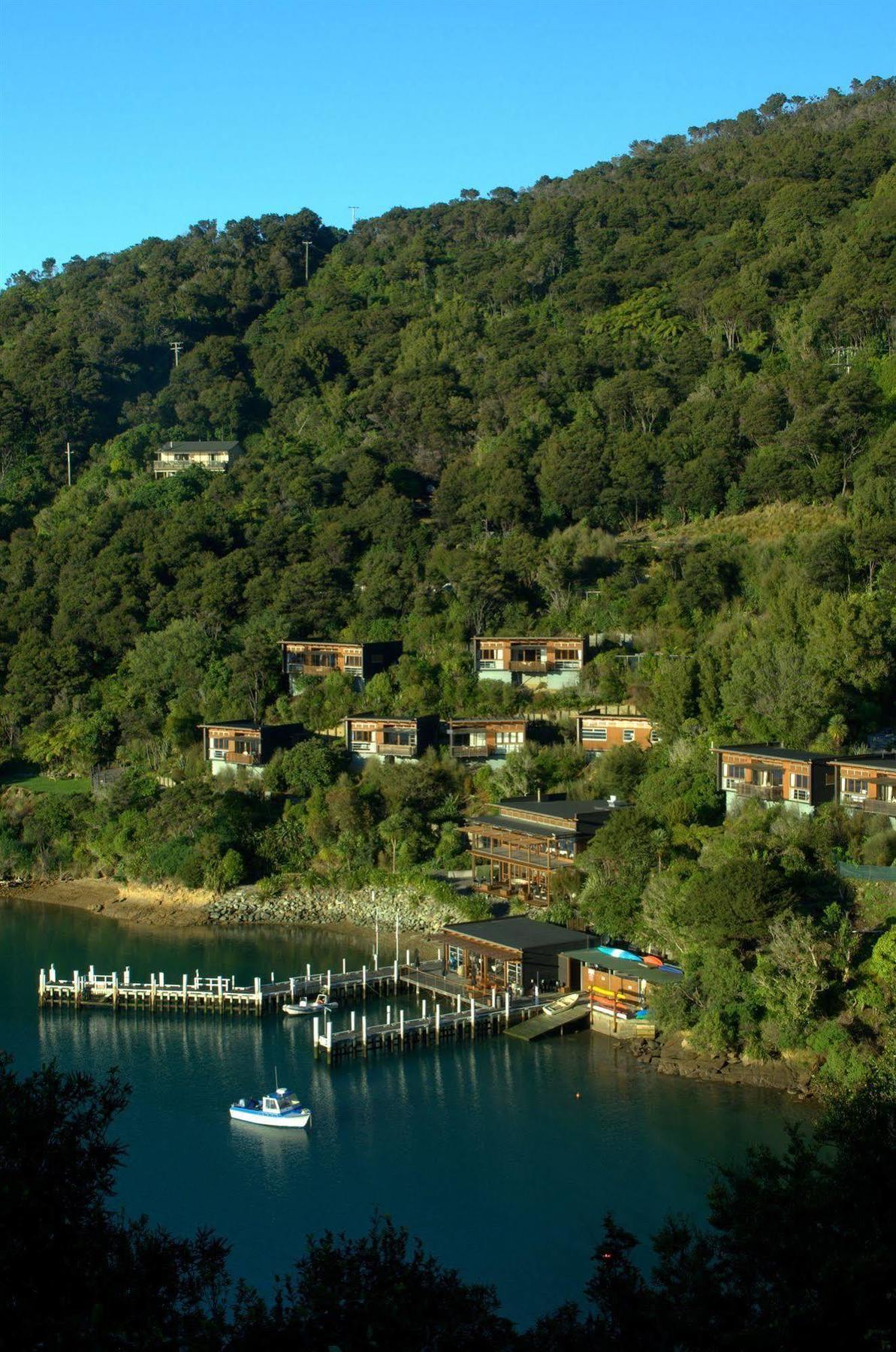 Bay Of Many Coves Hotel Arthur's Bay Eksteriør billede